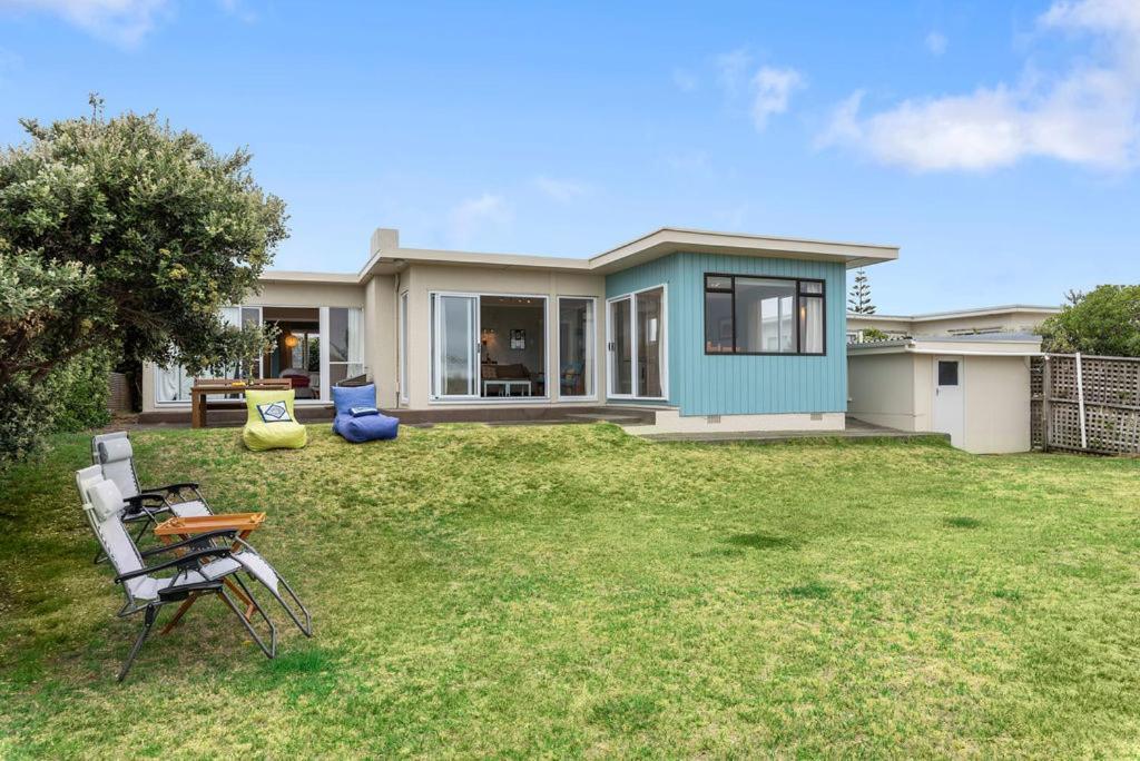 La Casa De La Playa - Beachfront Waikanae Home Exterior photo